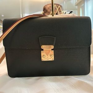LOUIS VUITTON Pochette Kourad Clutch Hand Bag Taiga Leather with crossbody strap